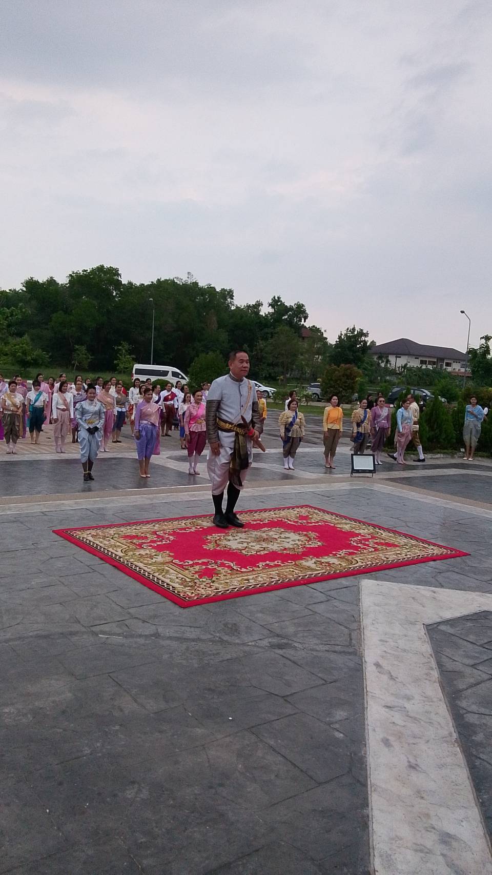 title - ร่ามพิธีถวายบังคมพระบรมราชานุสาวรีย์ พระบาทสมเด็จพระจุลจอมเกล้าเจ้าอยู่หัว (รัชกาลที่ 5) ภายใต้แนวคิด 